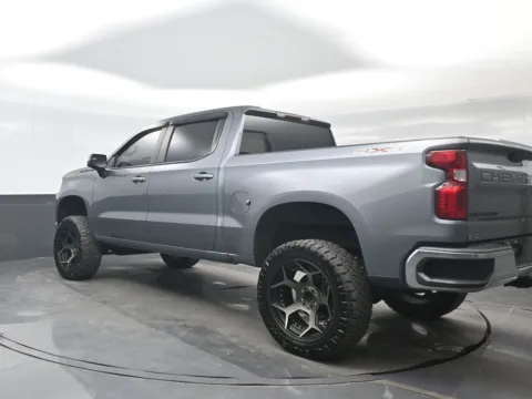More photos of 2019 Chevrolet Silverado 1500 LT at Bob Mills Chevrolet, SC