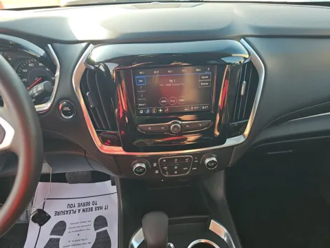More photos of 2021 Chevrolet Traverse LS at Bob Mills Chevrolet, SC