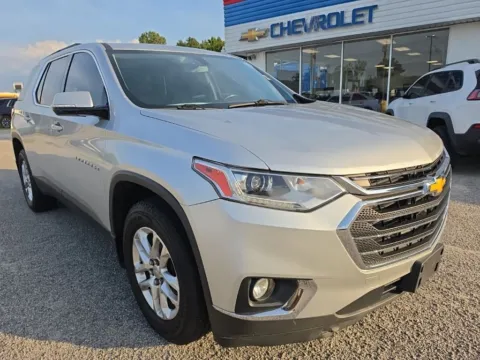 Silver 2019 Chevrolet Traverse LT for sale in Darlington, SC