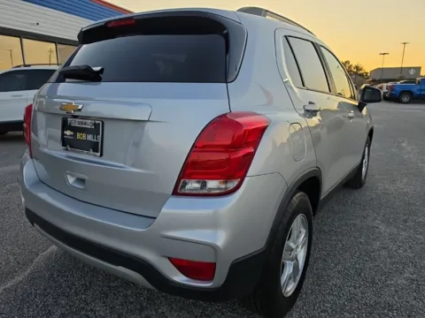 More photos of 2021 Chevrolet Trax LT at Bob Mills Chevrolet, SC