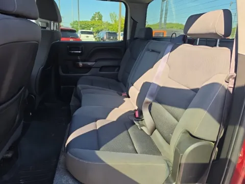 More photos of 2014 GMC Sierra 1500 SLE at Bob Mills Chevrolet, SC