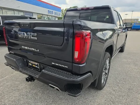 More photos of 2024 GMC Sierra 1500 Denali Ultimate at Bob Mills Chevrolet, SC