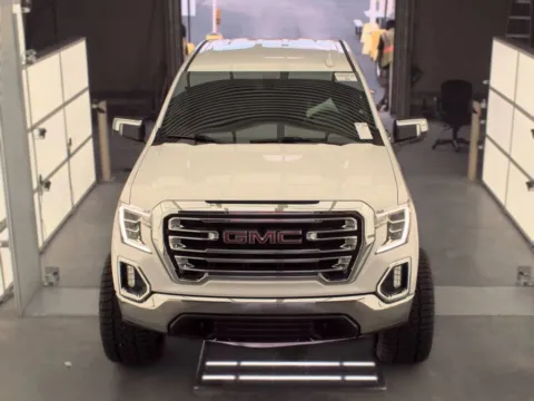 More photos of 2019 GMC Sierra 1500 SLT at Bob Mills Chevrolet, SC