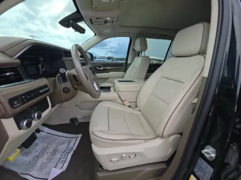 More photos of 2021 GMC Yukon Denali at Bob Mills Chevrolet, SC