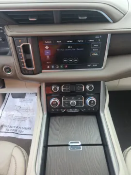 More photos of 2021 GMC Yukon Denali at Bob Mills Chevrolet, SC