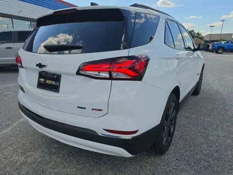More photos of 2023 Chevrolet Equinox RS at Bob Mills Chevrolet, SC