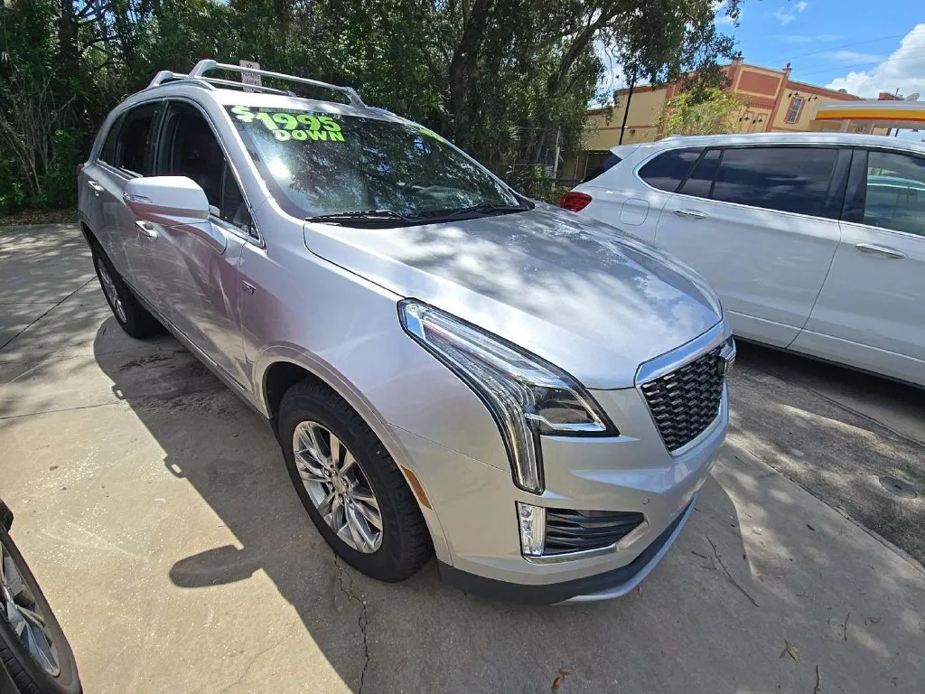 Silver 2020 Cadillac XT5 Premium Luxury for sale in Darlington, SC