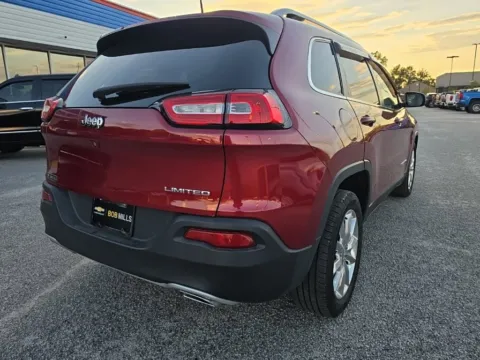 More photos of 2017 Jeep Cherokee Limited at Bob Mills Chevrolet, SC