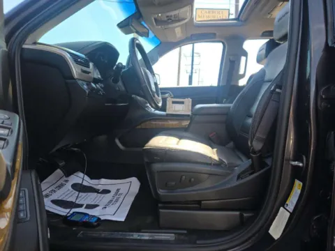 More photos of 2017 GMC Yukon Denali at Bob Mills Chevrolet, SC