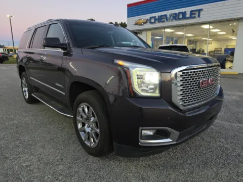 Gray 2017 GMC Yukon Denali for sale in Darlington, SC