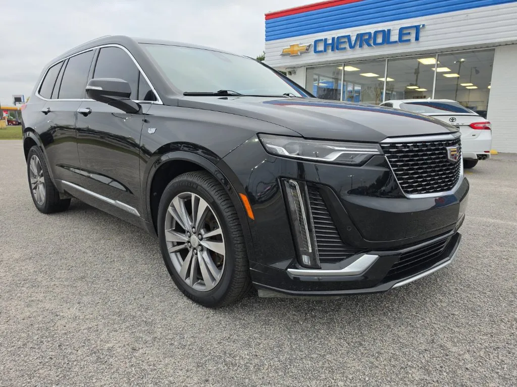 Black 2020 Cadillac XT6 Premium Luxury for sale in Darlington, SC