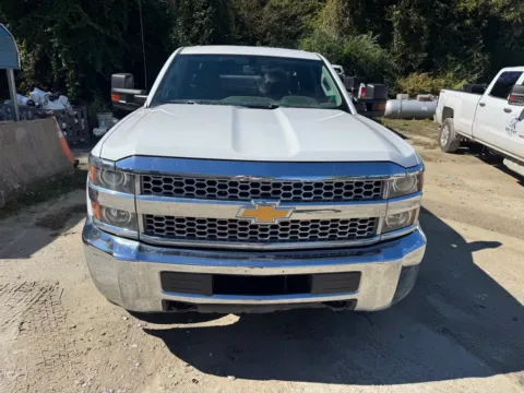 More photos of 2019 Chevrolet Silverado 2500 HD Work Truck at Bob Mills Chevrolet, SC