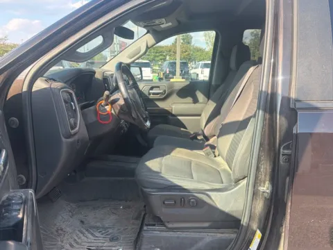 More photos of 2020 Chevrolet Silverado 1500 LT at Bob Mills Chevrolet, SC