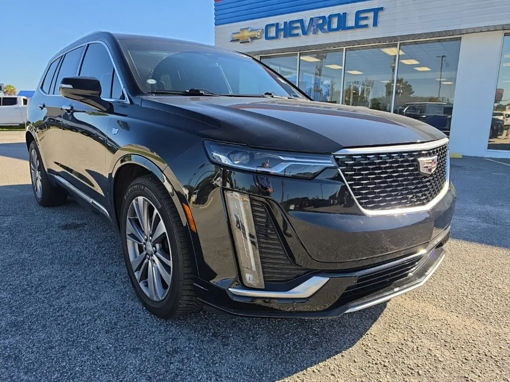 Black 2020 Cadillac XT6 Premium Luxury for sale in Darlington, SC