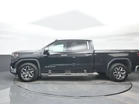 Another view of 2022 GMC Sierra 1500 SLT for sale in Darlington, SC at Bob Mills Chevrolet