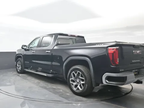More photos of 2022 GMC Sierra 1500 SLT at Bob Mills Chevrolet, SC
