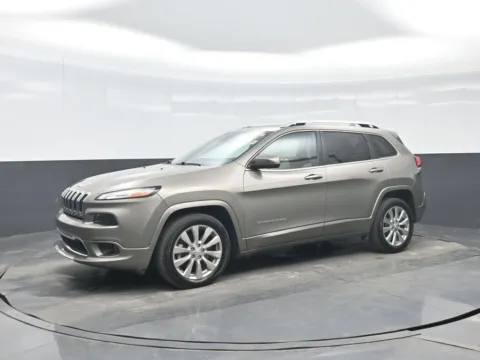 Photos of 2017 Jeep Cherokee Overland for sale in Darlington, SC at Bob Mills Chevrolet