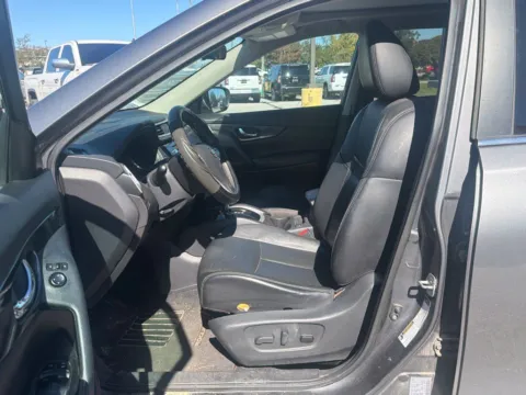 More photos of 2015 Nissan Rogue SL at Bob Mills Chevrolet, SC
