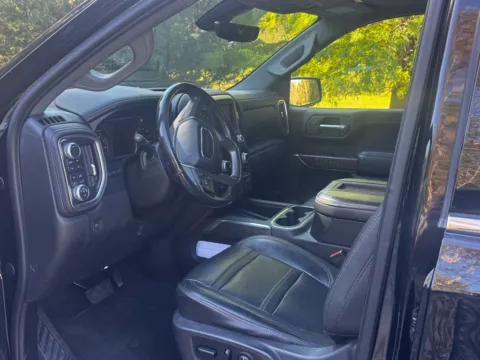 More photos of 2019 GMC Sierra 1500 Denali at Bob Mills Chevrolet, SC