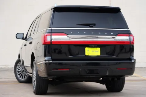 More photos of 2020 Lincoln Navigator L Standard at Atlanta Best Used Cars, GA