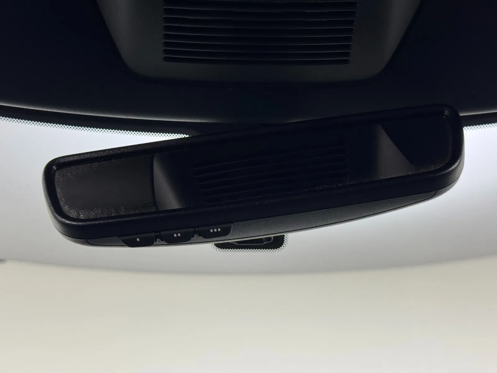 2025 Nissan Pathfinder SL - Photo 29