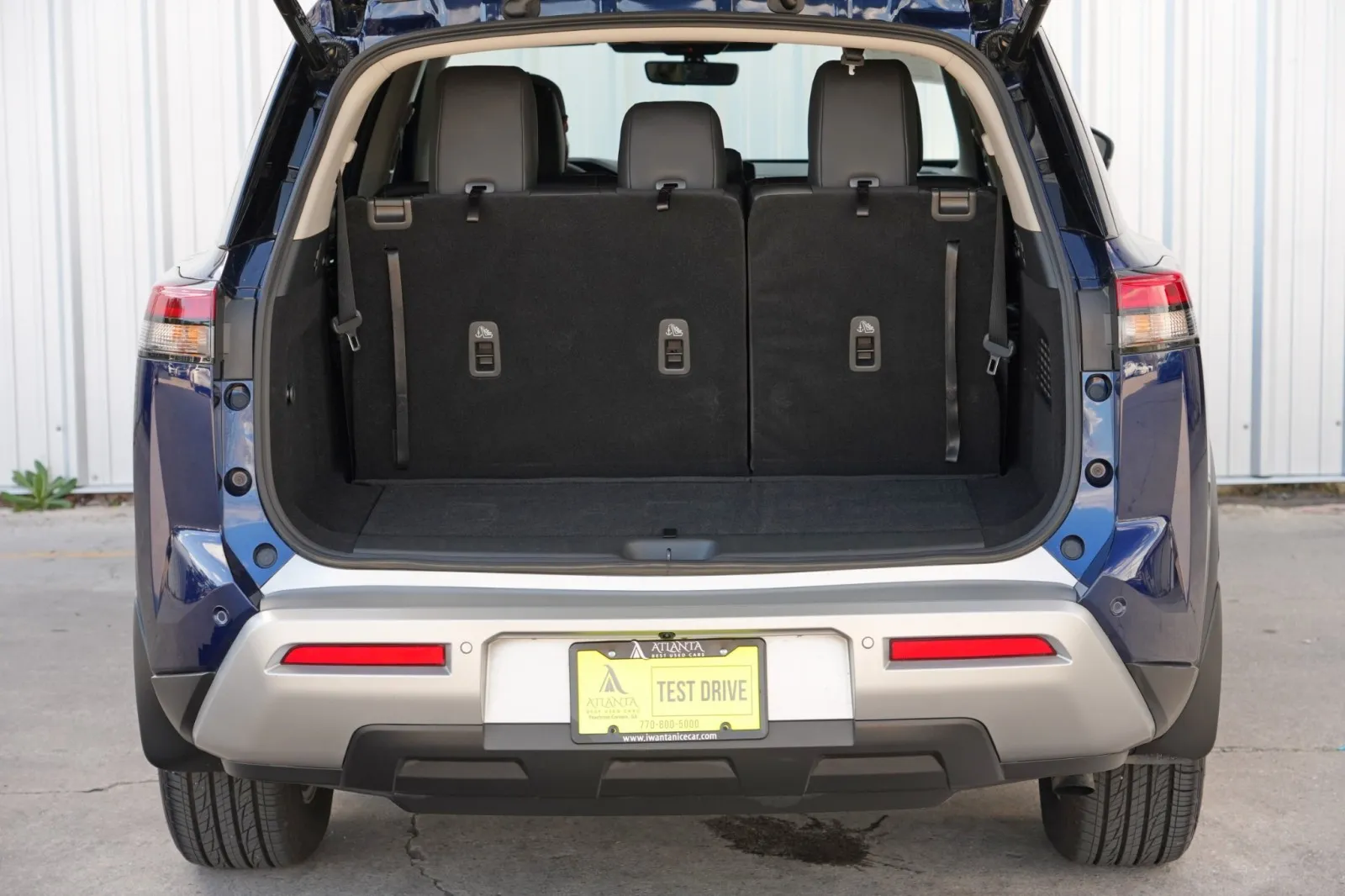 2025 Nissan Pathfinder SL - Photo 8