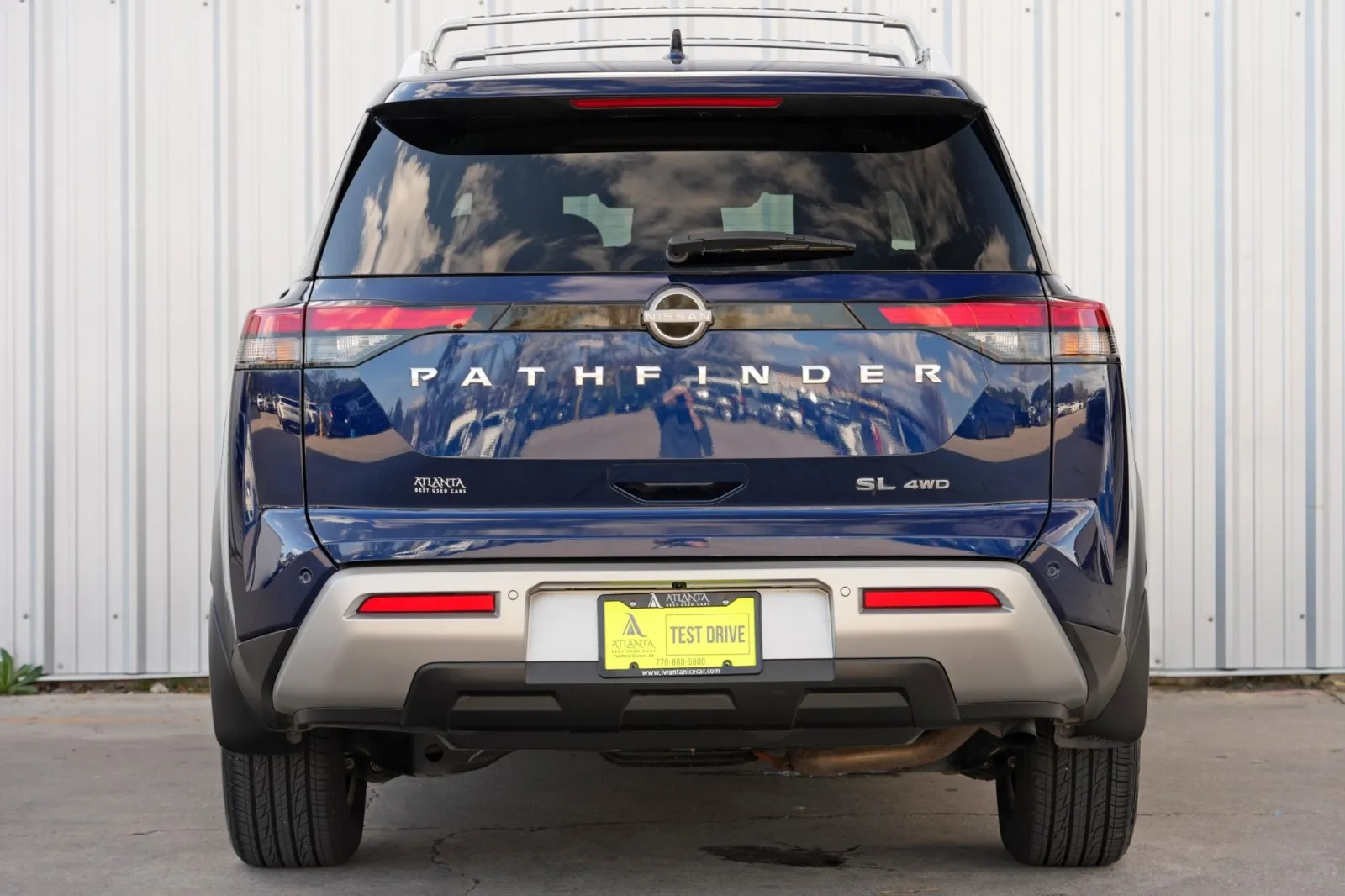 2025 Nissan Pathfinder SL - Photo 9