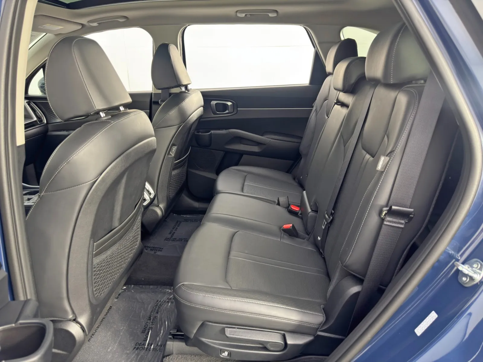 2024 Kia Sorento S - Photo 37