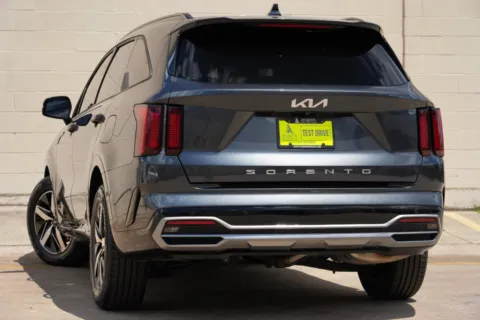 More photos of 2022 Kia Sorento S at Atlanta Best Used Cars, GA