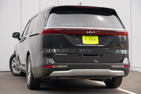 More photos of 2023 Kia Carnival LX at Atlanta Best Used Cars, GA