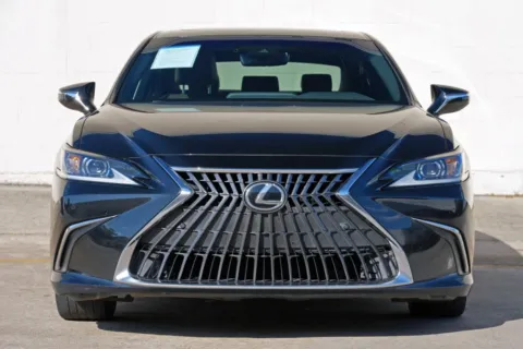 More photos of 2022 Lexus ES 350 w/ Premium Package at Atlanta Best Used Cars, GA