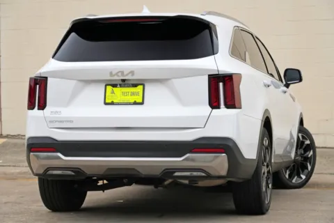 More photos of 2025 Kia Sorento EX at Atlanta Best Used Cars, GA