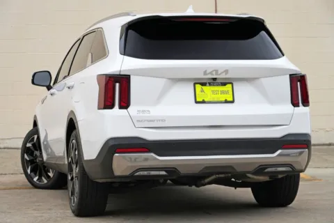 More photos of 2025 Kia Sorento EX at Atlanta Best Used Cars, GA
