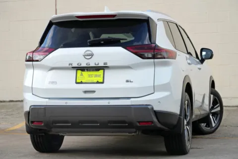 More photos of 2025 Nissan Rogue SL at Atlanta Best Used Cars, GA
