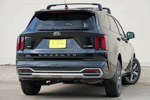 More photos of 2021 Kia Sorento EX at Atlanta Best Used Cars, GA