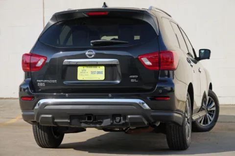 More photos of 2020 Nissan Pathfinder SL at Atlanta Best Used Cars, GA