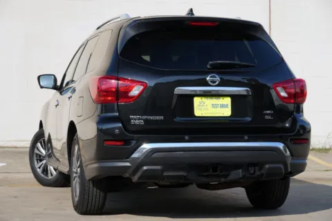 More photos of 2020 Nissan Pathfinder SL at Atlanta Best Used Cars, GA