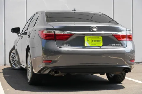 More photos of 2013 Lexus ES 350 4dr Sdn w/ Navigation & Luxury Packages at Atlanta Best Used Cars, GA