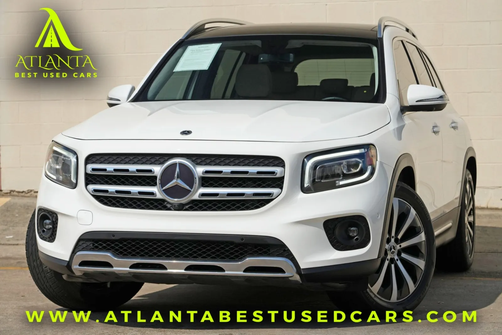 White 2022 Mercedes-Benz GLB 250 w/ Premium Package for sale in Peachtree Corners, GA