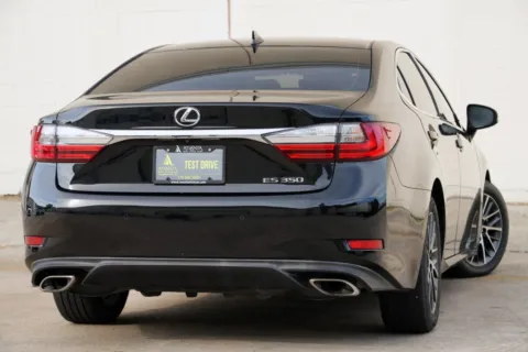 More photos of 2016 Lexus ES 350 w/ Navigation Package at Atlanta Best Used Cars, GA