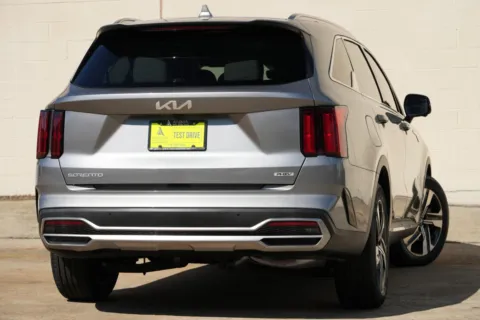 More photos of 2023 Kia Sorento Plug-In Hybrid SX Prestige at Atlanta Best Used Cars, GA