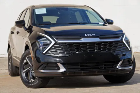 Photos of 2024 Kia Sportage Hybrid LX for sale in Peachtree Corners, GA at Atlanta Best Used Cars