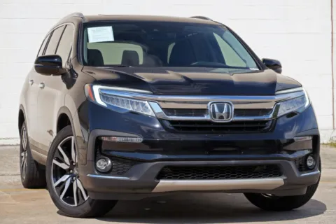 Photos of 2022 Honda Pilot Touring 7-Passenger for sale in Peachtree Corners, GA at Atlanta Best Used Cars