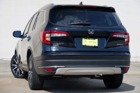 More photos of 2022 Honda Pilot Touring 7-Passenger at Atlanta Best Used Cars, GA