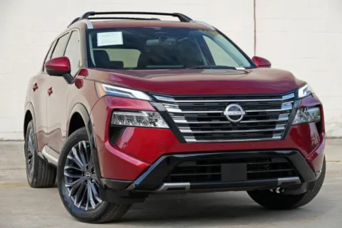 Photos of 2025 Nissan Rogue Platinum w/ Premium Package for sale in Peachtree Corners, GA at Atlanta Best Used Cars