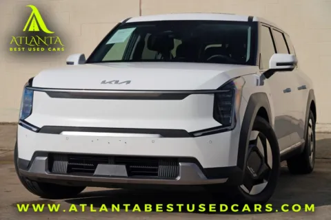 White 2026 Kia EV9 Light Long Range for sale in Peachtree Corners, GA