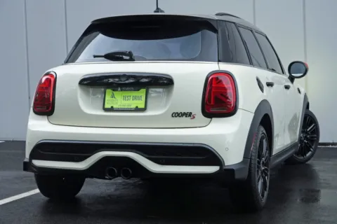 More photos of 2023 MINI Hardtop 4 Door Cooper S w/ Signature Trim Package at Atlanta Best Used Cars, GA