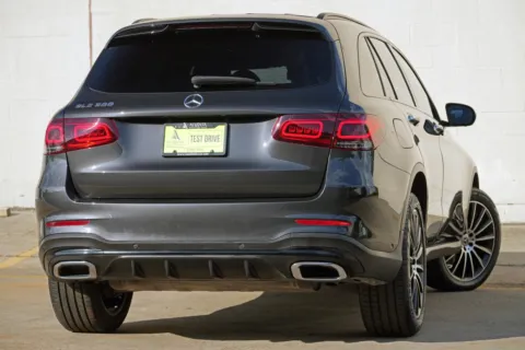 More photos of 2022 Mercedes-Benz GLC 300 w/ AMG Line, Driver Assist & Premium Packages at Atlanta Best Used Cars, GA