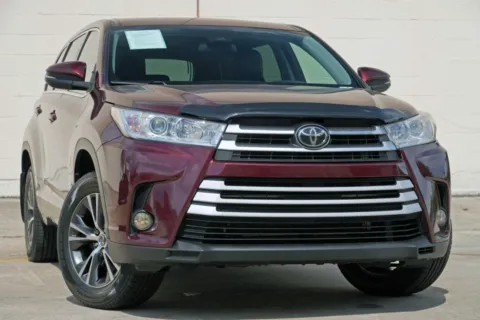 Photos of 2018 Toyota Highlander LE Plus for sale in Peachtree Corners, GA at Atlanta Best Used Cars
