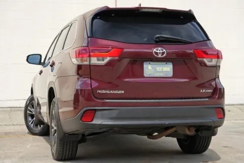 More photos of 2018 Toyota Highlander LE Plus at Atlanta Best Used Cars, GA